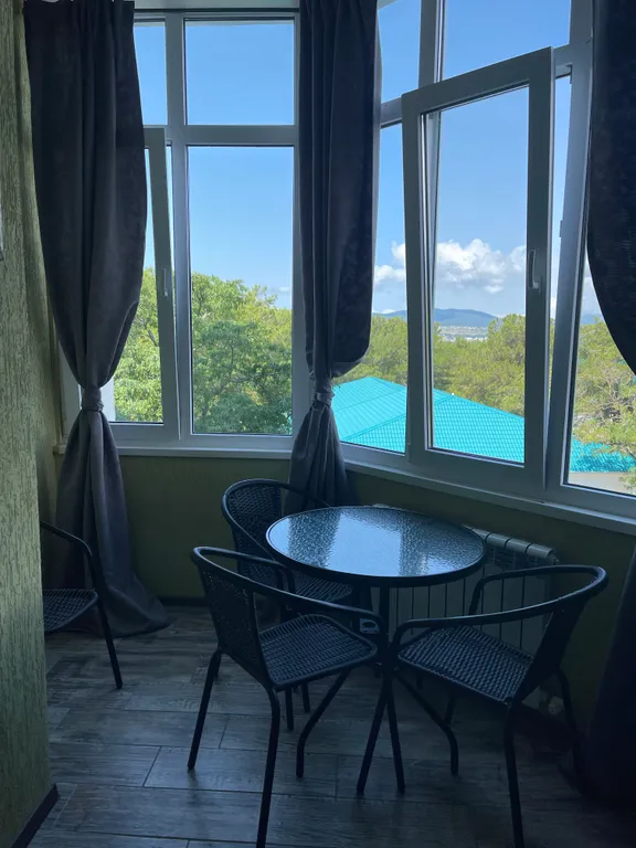 Квартира Квартира Студия с видом на сосновую рощу — Геленджик