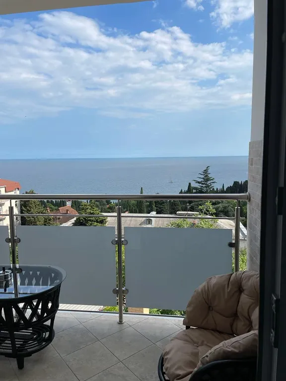 Апартаменты с шикарным видом на море и горы