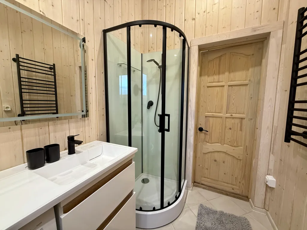 Коттедж Дом у леса Ольха хаус — Новоселье