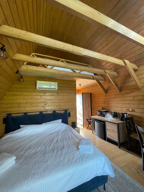 Средний домик в глэмпинге эко-ферма Гуляй поле