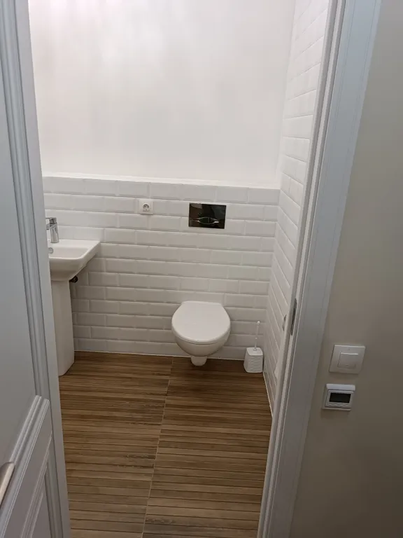 Отличная локация, квартира в центре города с евроремонтом