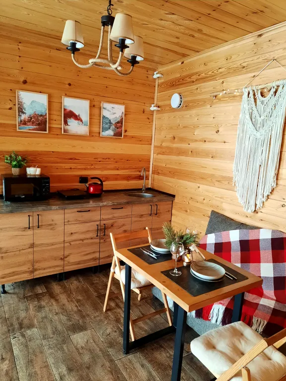 Уютный домик с сауной и мангалом на берегу Ангары