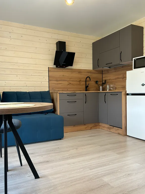 Дом на берегу реки