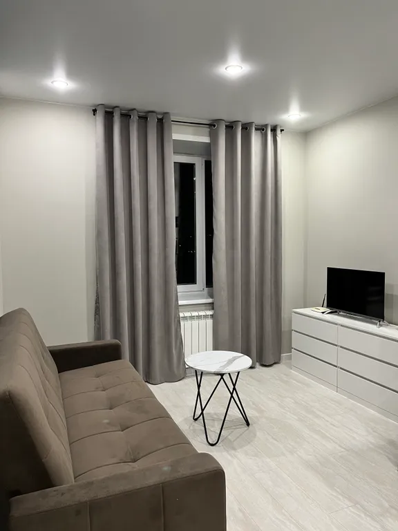 Новая современная квартира с видом на Волгу