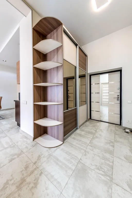 Роскошный пентхаус с панорамным видом на море.