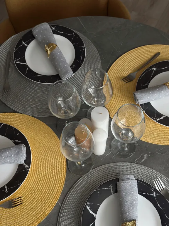 Апaртаменты Тропическое хаки в ​апарт-комплексе Виктория