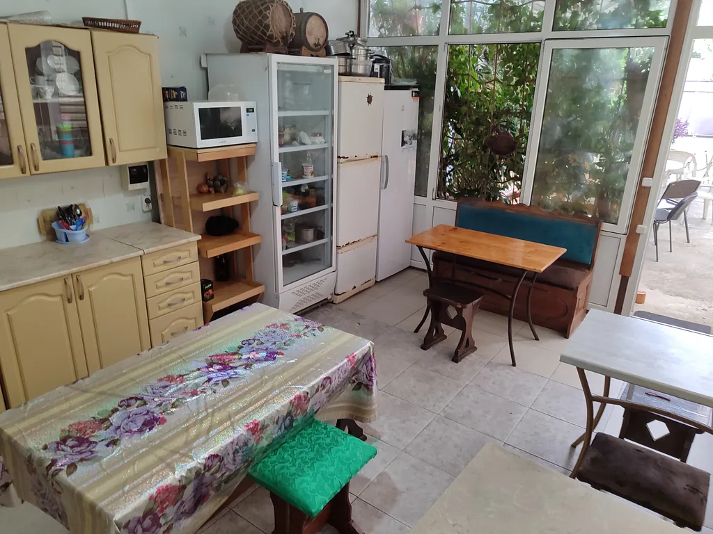 Квартира Уютная комната от 2х до 4х человек (№4) — Адлер