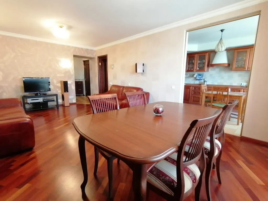 Супер комфортная просторная квартира в районе Барбошиной Поляны