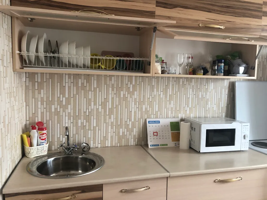 Квартира рядом остановка, парковка, Краевые больницы. Онкология 5 мин.