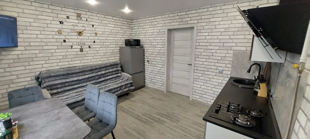 Уютная квартира в двухквартирном доме со своим двором