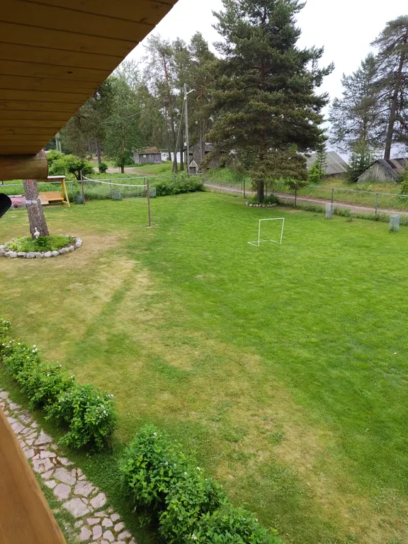 Дом с видом на Онежское озеро