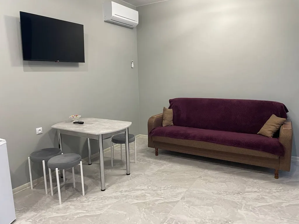 Квартира Квартира в гостевом доме — Элиста