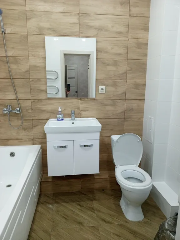 Квартира Светлая квартира в новом доме с новым ремонтом, с балконом — Элиста