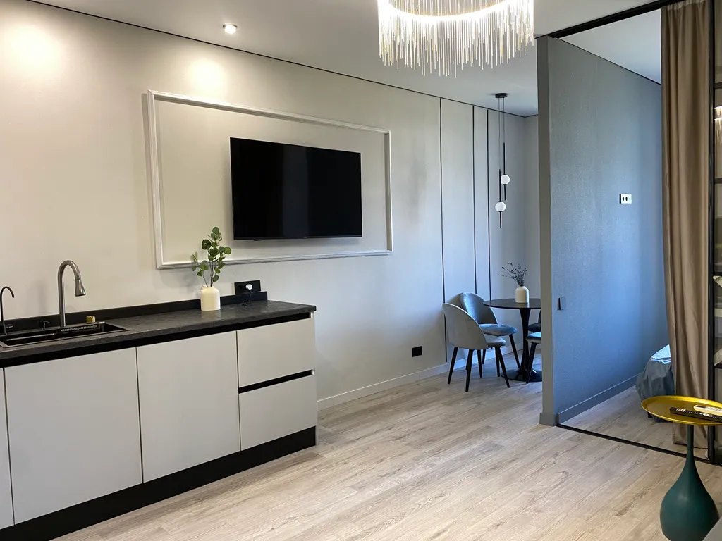 Стильная квартира в 10 минутах от моря пешком