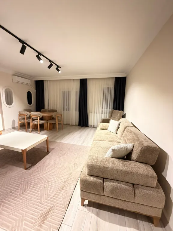 Семейная уютная квартира 10N