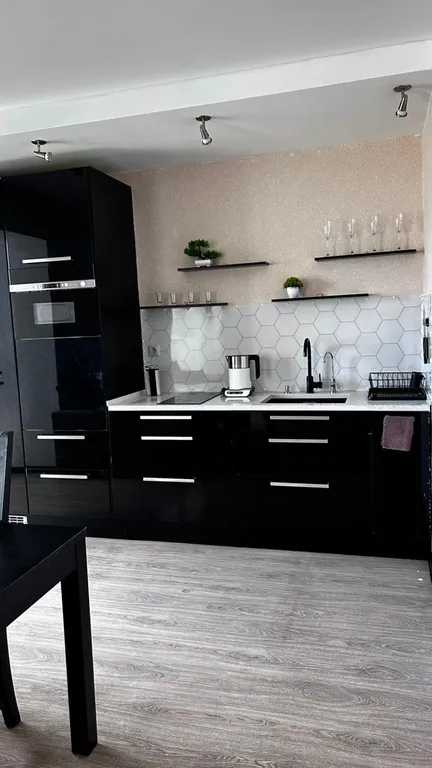 Уютная просторная студия в элитном районе