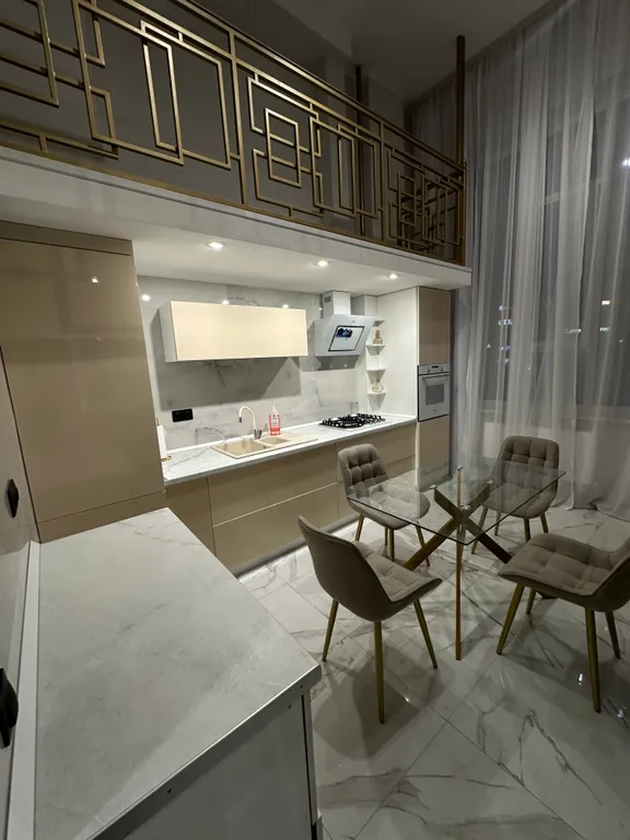 Двухуровневая квартира с дизайнерским ремонтом