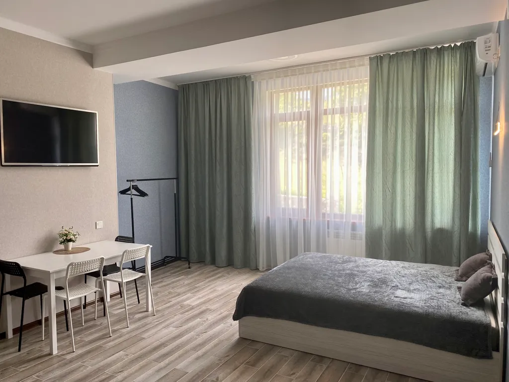 Просторная студия рядом с морем