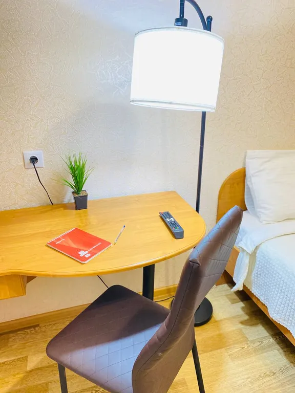 Уютнaя cветлaя квартира в центре рядом с парком Победы