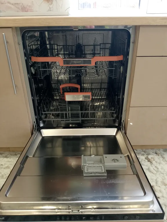 Дом у моря малинка