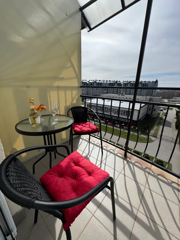 Уютная просторная квартира в центре курортного города — аренда посуточно в Зеленоградск