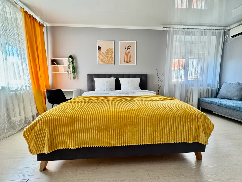 Большая евродвушка с кухней гостиной рядом с термолендом и аквапарком