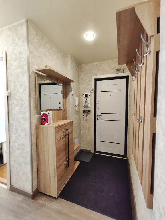 Уютная двушка в спальном районе