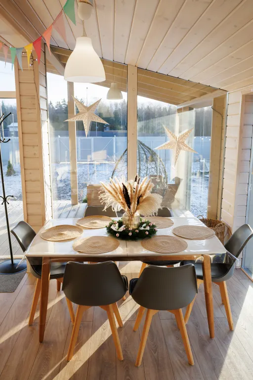 Дом Версаль с уютной террасой