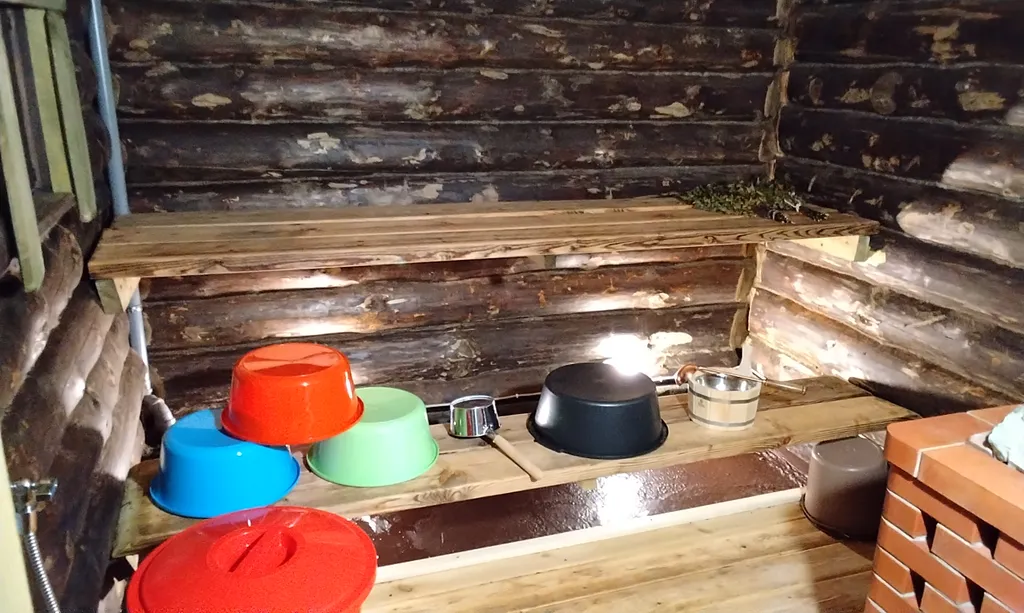 Домик у леса