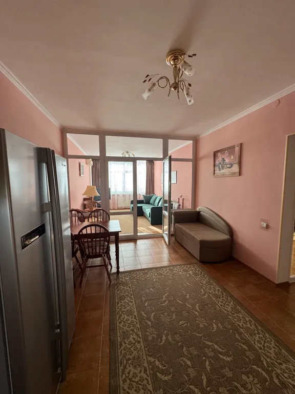 Двухкомнатный апартамент на ЮБК у самого моря