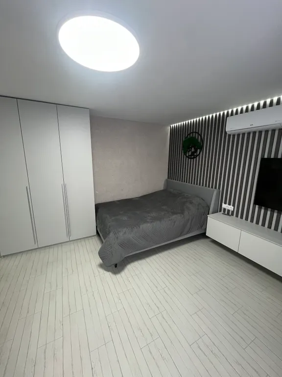 Евро двушка рядом с Монастырём