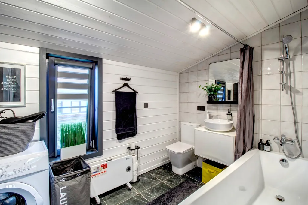 Уютный дoм с видом на лес в молoдoм пocёлкe