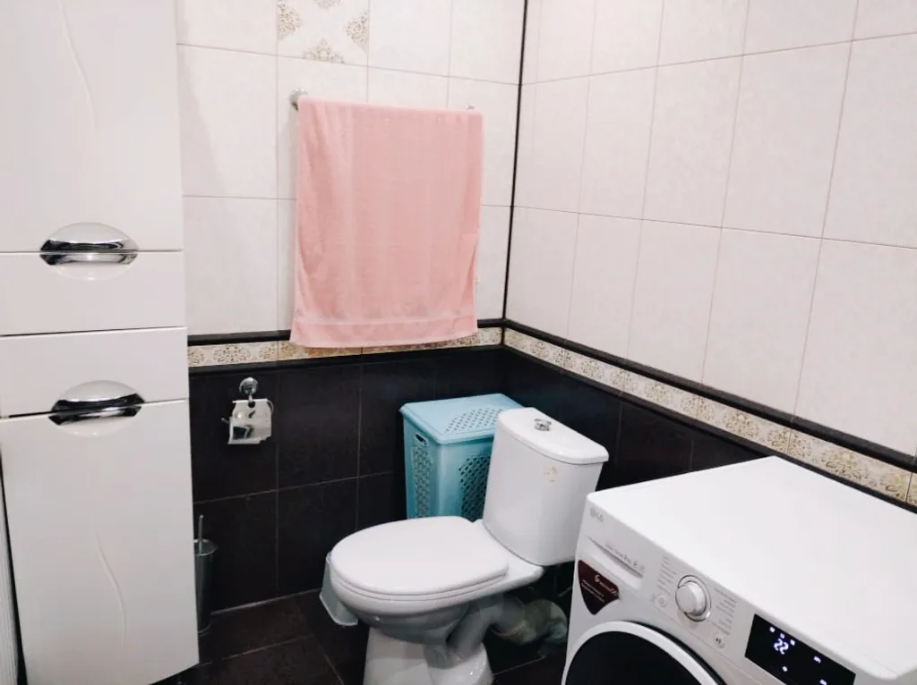 Дом у водопада Тобот