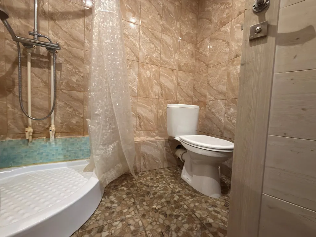 Апартаменты в коттедже с мангалом на территории, от центра 10 минут