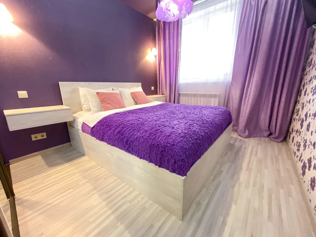 Семейная квартира с камином у ТЦ Аквамолл