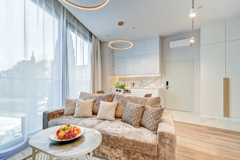 Апартаменты Люкс, Лучезарный на первой береговой линии