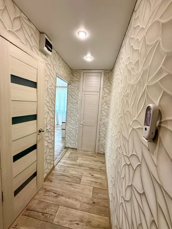 Теплая светлая квартира