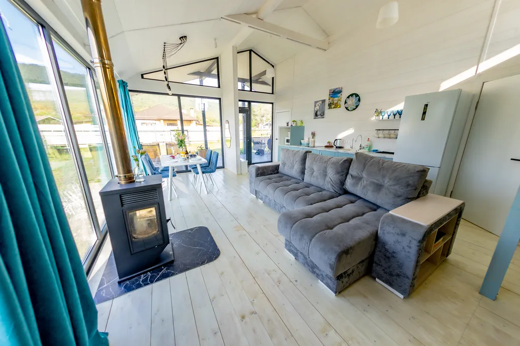 Коттедж Дом у горной реки в окружении гор — Горячий Ключ