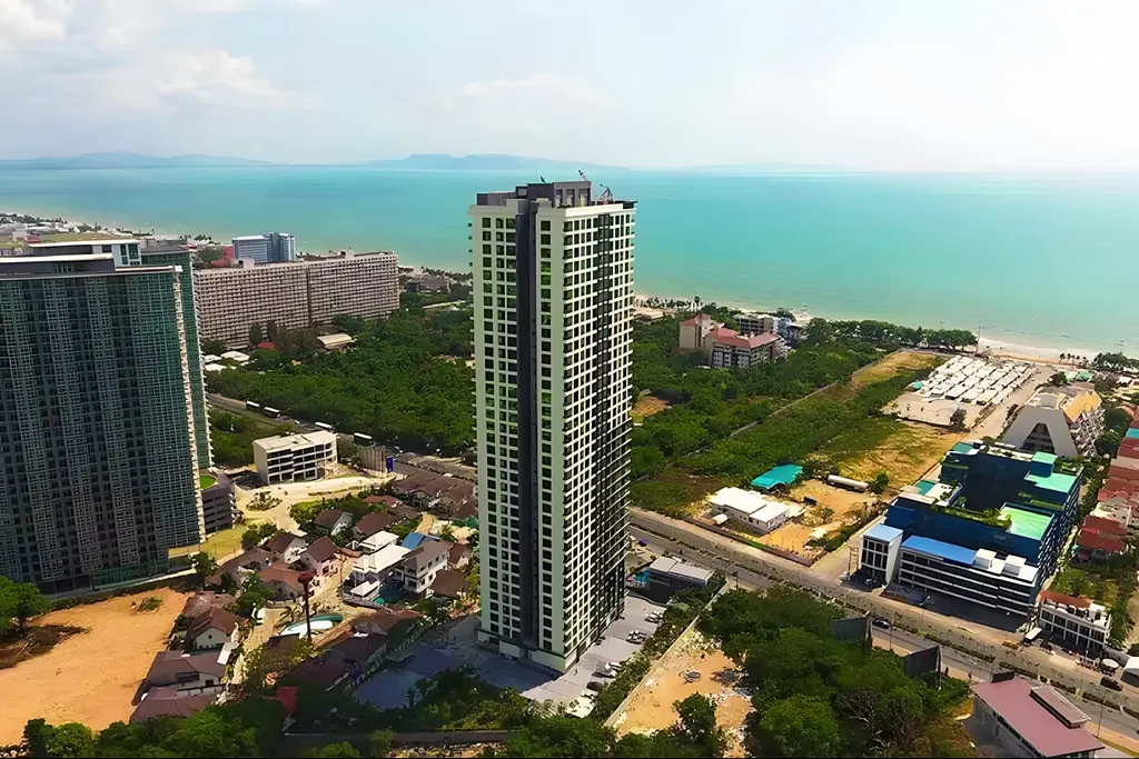 Комфортная квартира для отпуска в центре Джомтьена