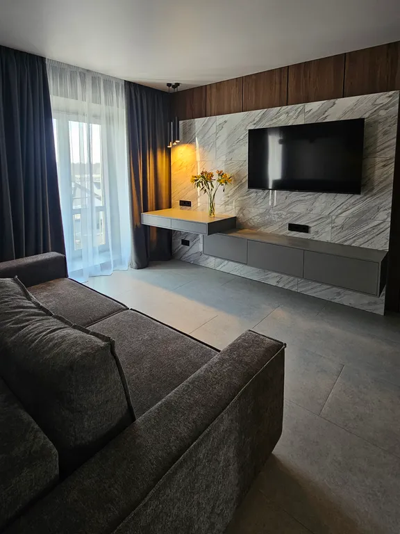 Студия у Псковского Кремля