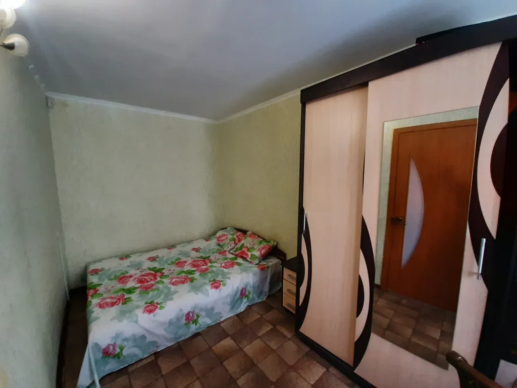 Квартира 3-комнатная квартира в курортном центре — Евпатория