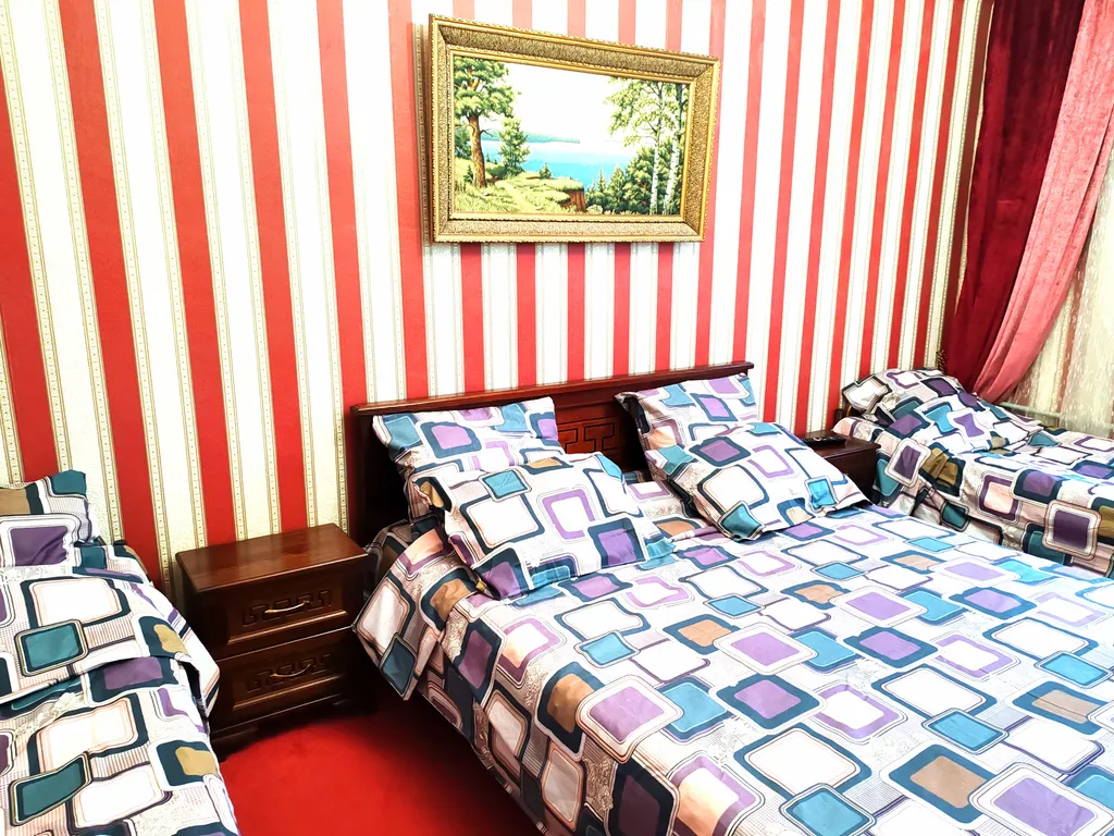 Просторная двухкомнатная сталинка в районе Вечного огня