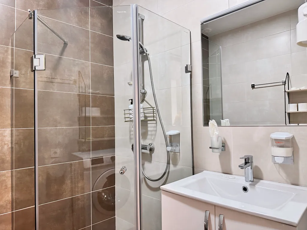 Квартира Шикарная студия, бассейн free, white sails — Батуми