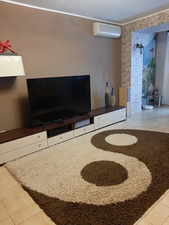 Таунхаус с сауной и бассейном недалеко от метро