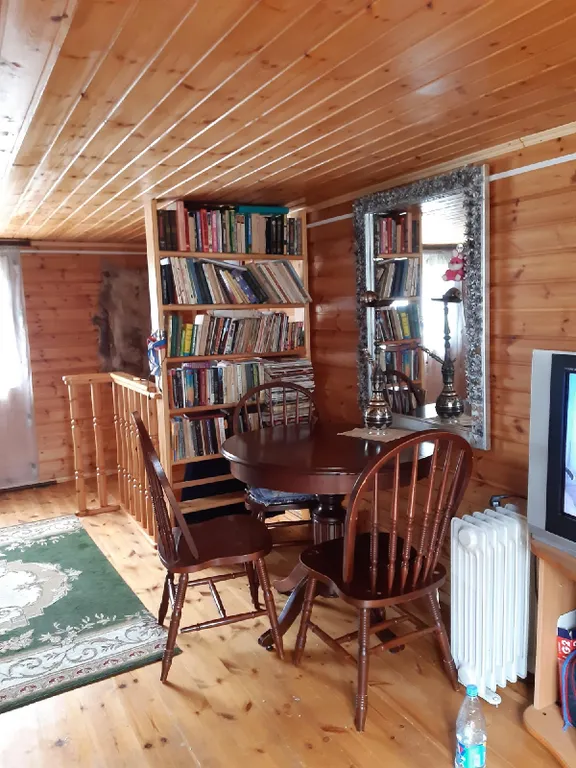 Дача с банькой бассейном и чаном