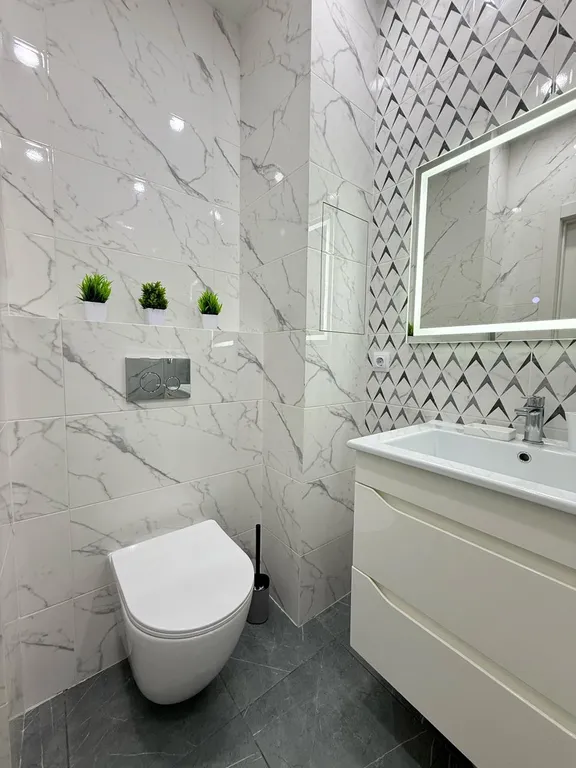 Евро-двухкомнатная квартира с видом на море Монако