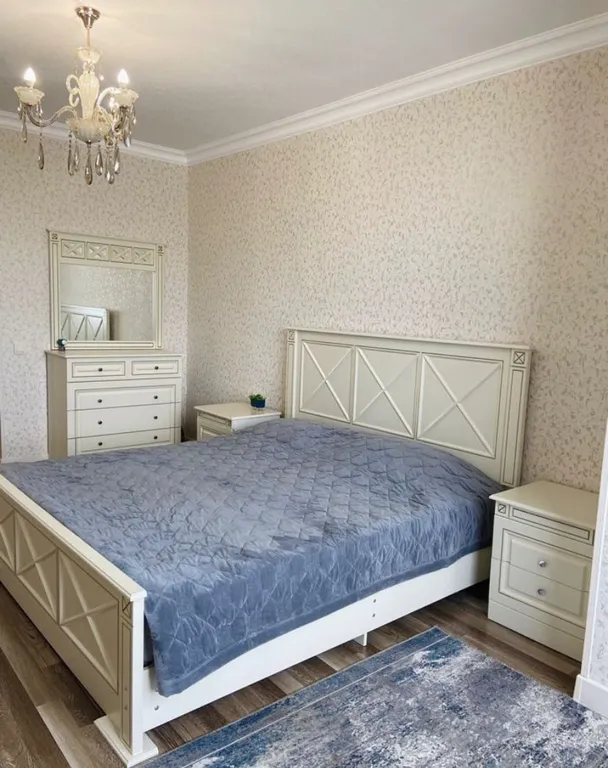 Новая двухкомнатная уютная квартира