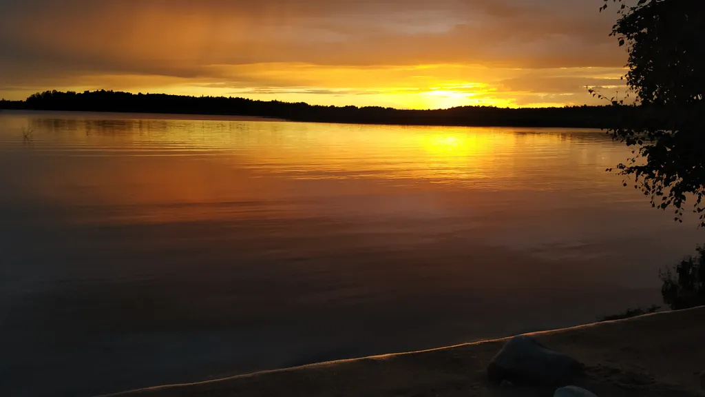 Коттедж Уютный коттедж на берегу Судаковского озера — Ларионово