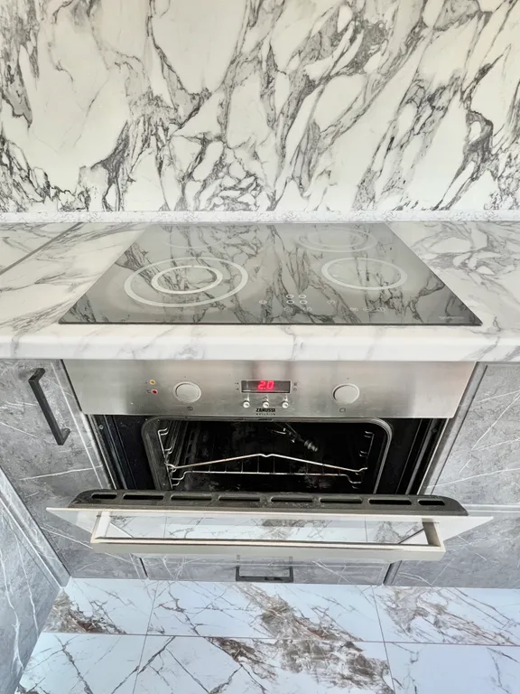 Новая квартира с прекрасными видами в центре города у канатной дороги