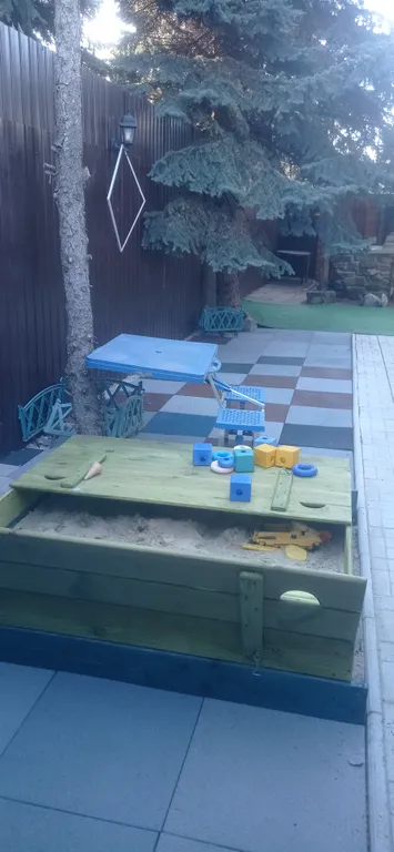 Дача для семейного отдыха Елки-иголки